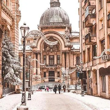 Promenada Old Town Boekarest