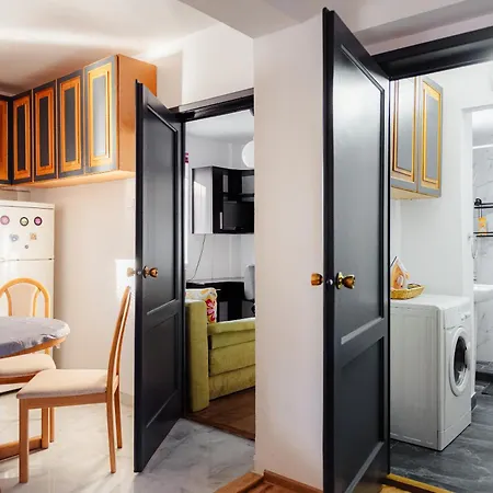 Promenada Old Town *