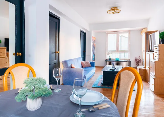 Promenada Old Town Апартаменти