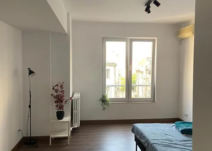 Апартаменти Promenada Old Town *