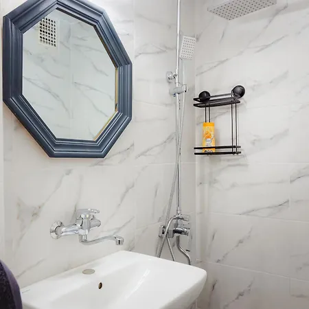 Promenada Old Town 公寓 *