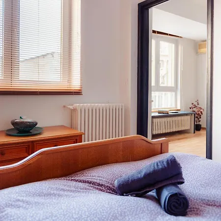 Promenada Old Town * 布加勒斯特